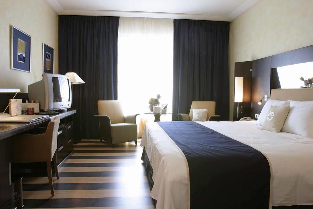 Four Points By Sheraton Le Verdun Beirute Exterior foto